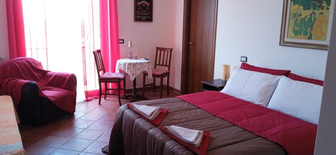 In Vino Veritas Arcola Bagian luar foto